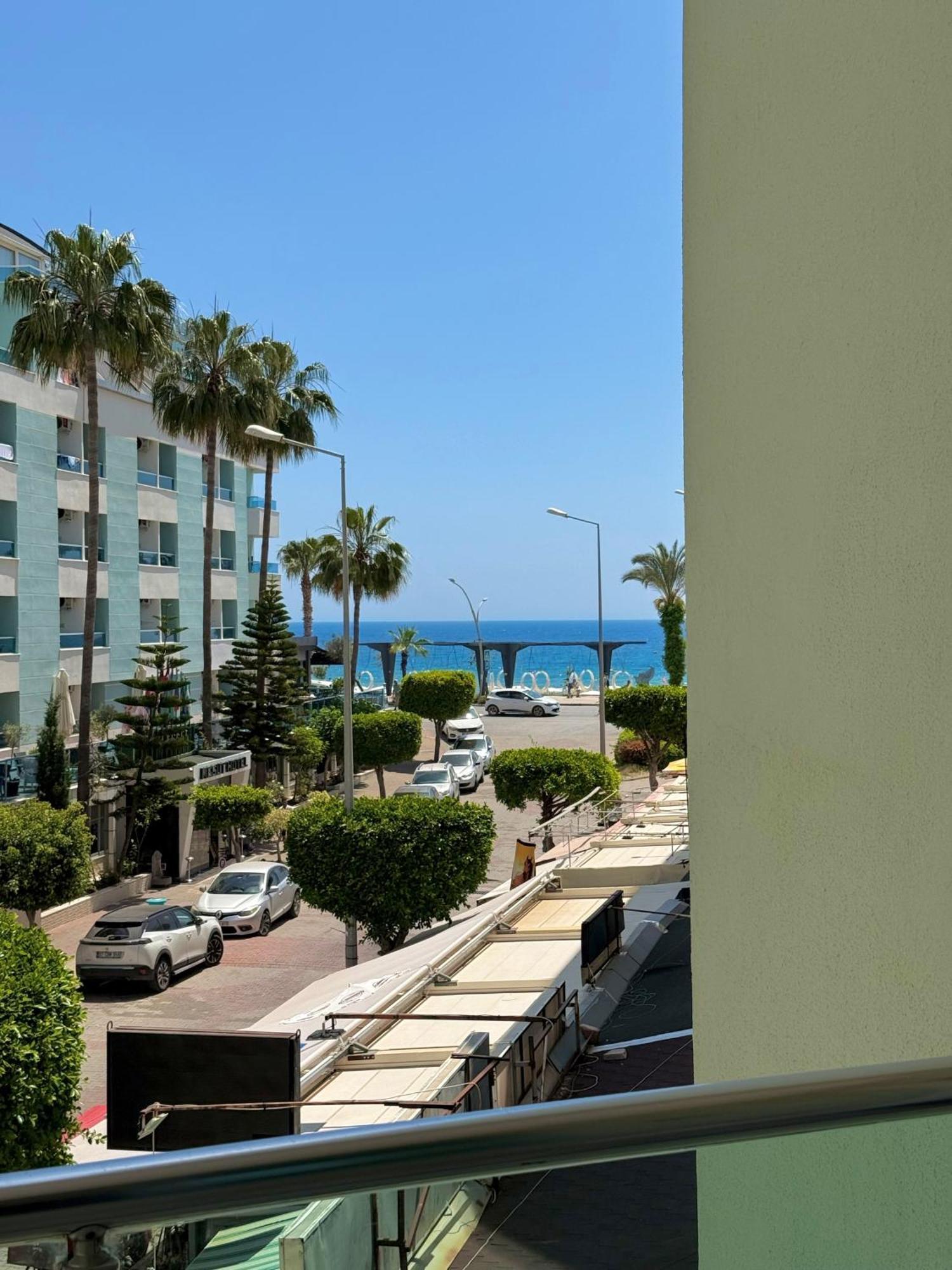 Sa Apartments! Beachfront Apartment With Sea View & Pool Alanya Buitenkant foto