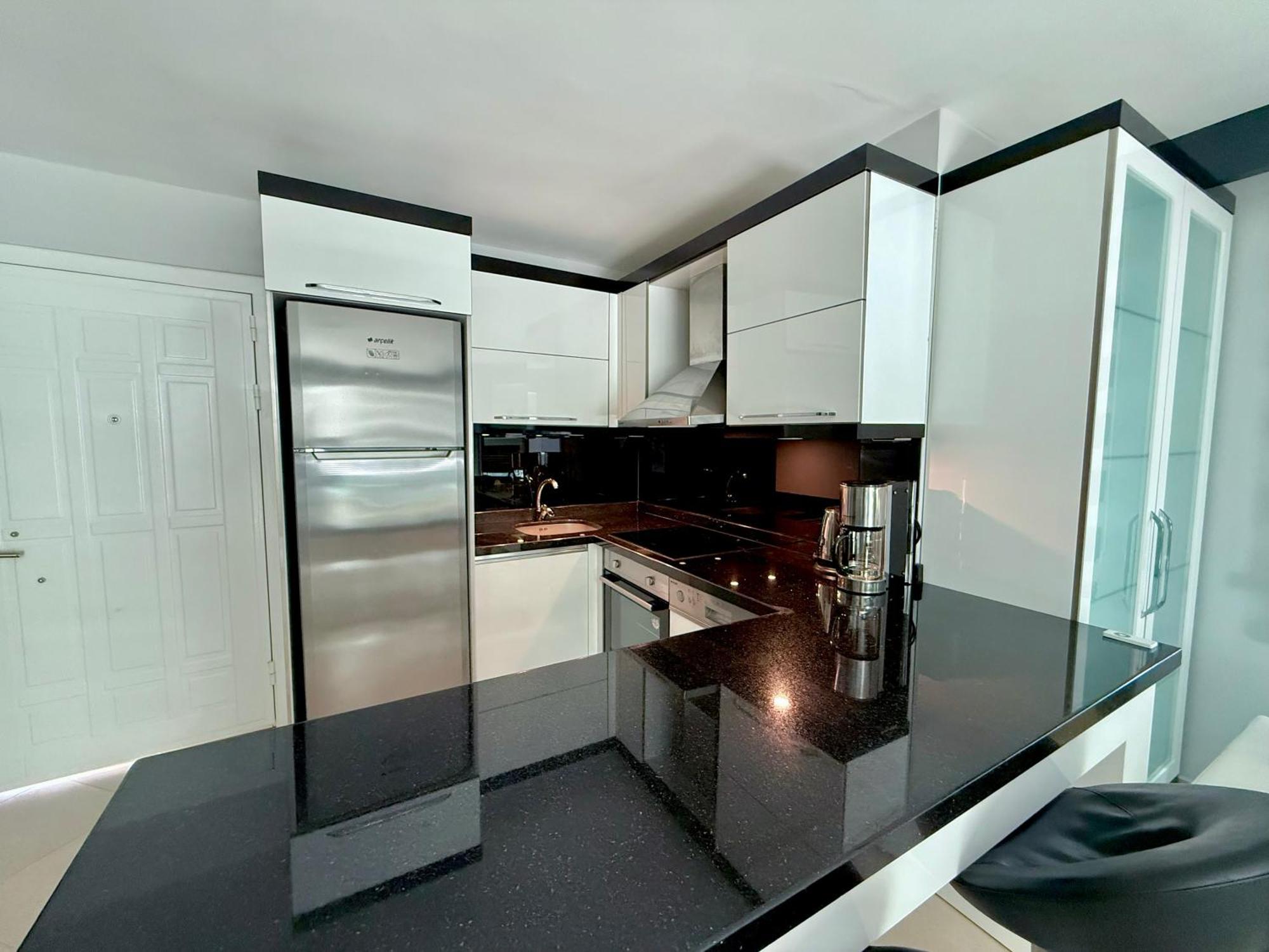 Sa Apartments! Beachfront Apartment With Sea View & Pool Alanya Buitenkant foto