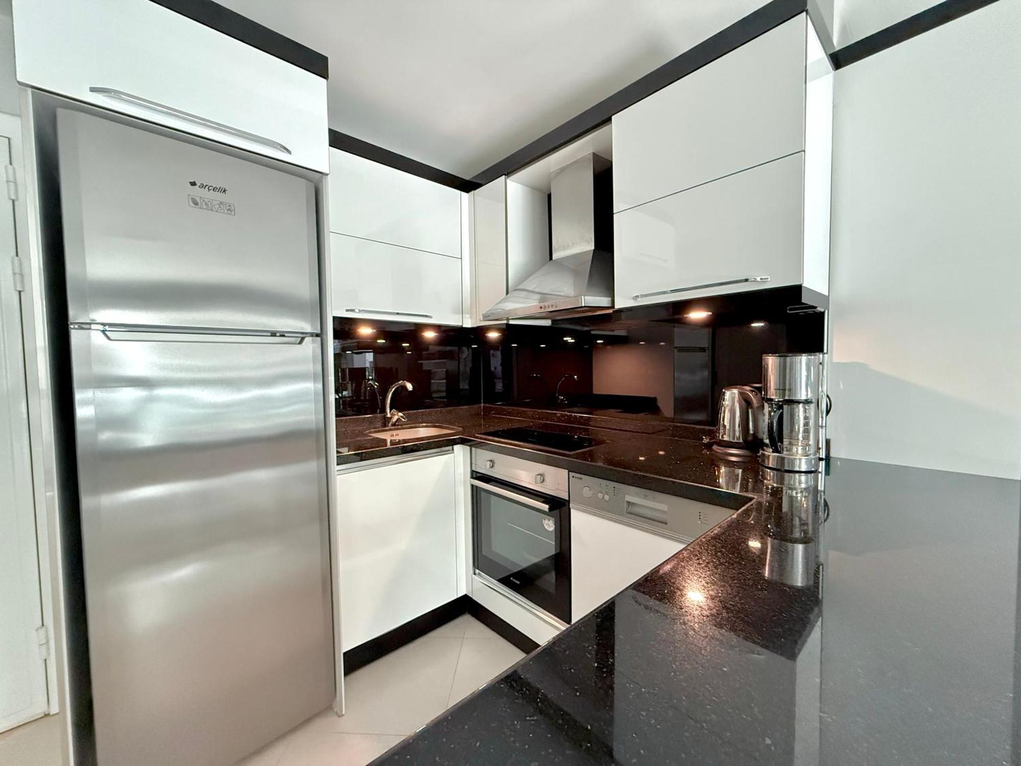 Sa Apartments! Beachfront Apartment With Sea View & Pool Alanya Buitenkant foto
