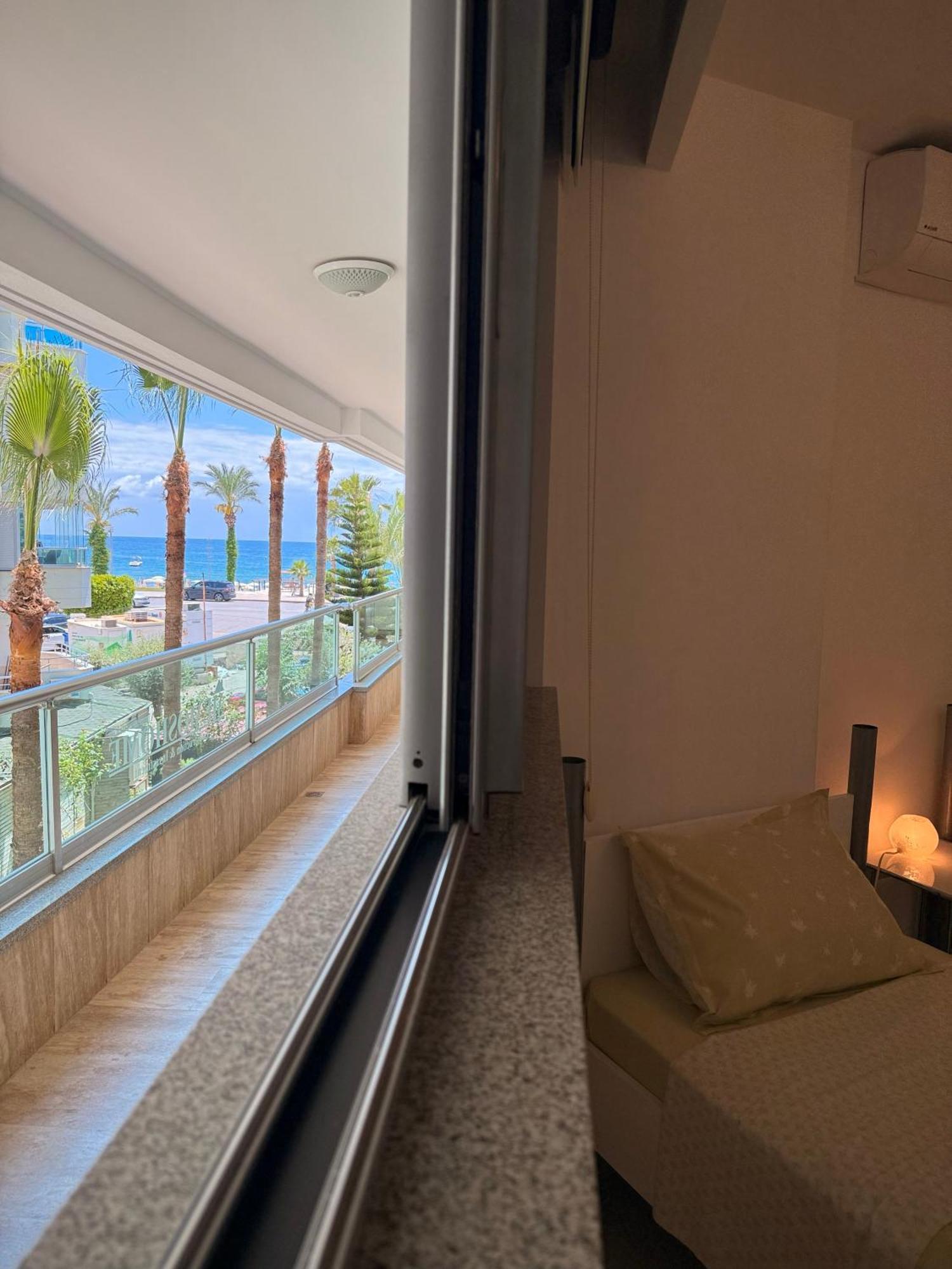 Sa Apartments! Beachfront Apartment With Sea View & Pool Alanya Buitenkant foto